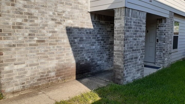 House Washing before cleaning by LKJ Preferred Services, Houston TX